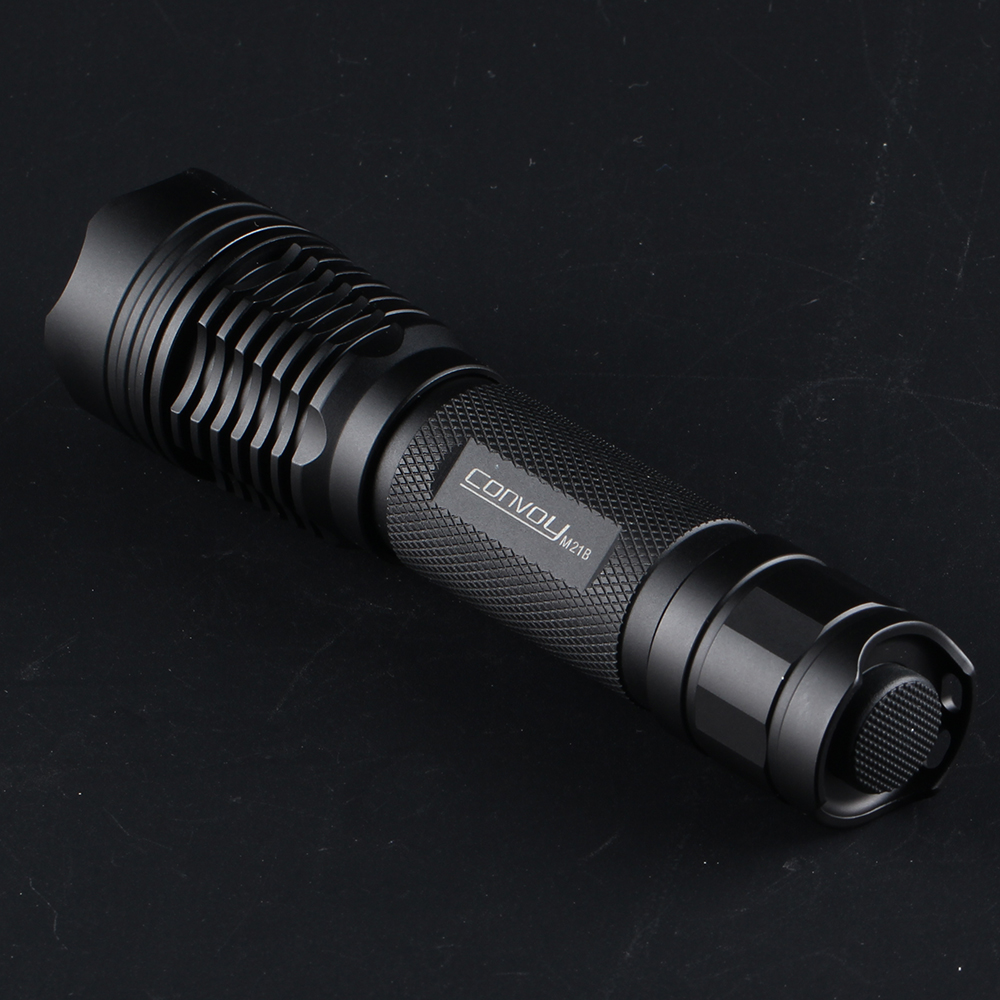 XHP70.3 하이 12 그룹 21700 손전등 토치  - Outdoor Lighting Not Working 리뷰 및 가격
